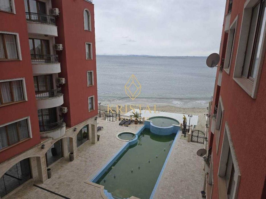 Продава се Тристаен апартамент в Несебър - 87 кв.м за 1840 €/кв.м - Снимка #13