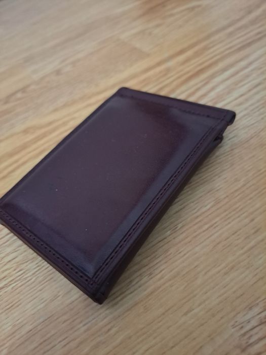 Portmoneu nou original din piele