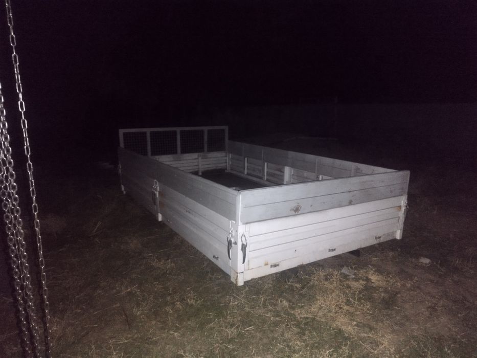 Кузов бортовой от грузовика