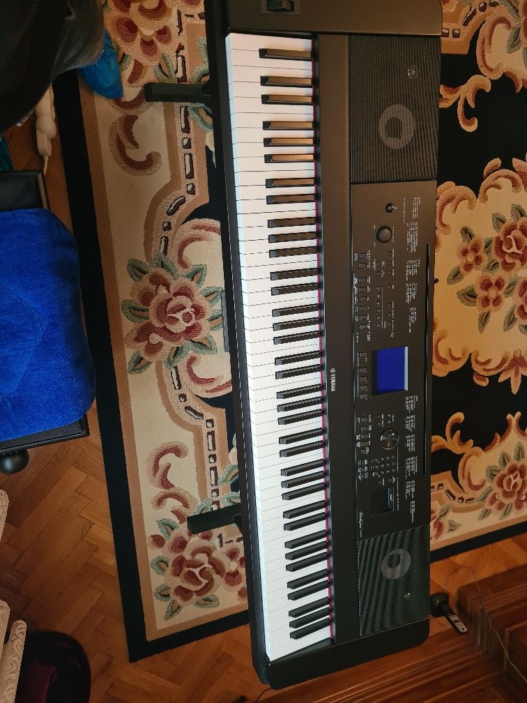 Pian Orga Yamaha DGX - 660 Portable Grand / 88 clape