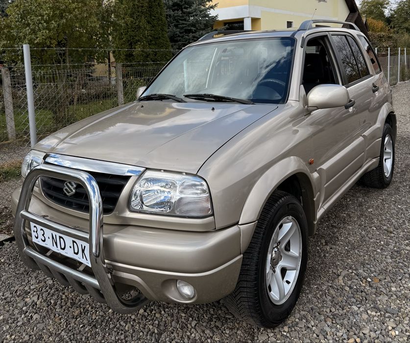 Suzuki Grand Vitara 2.0i 128CP 4x4 Mic\Mare