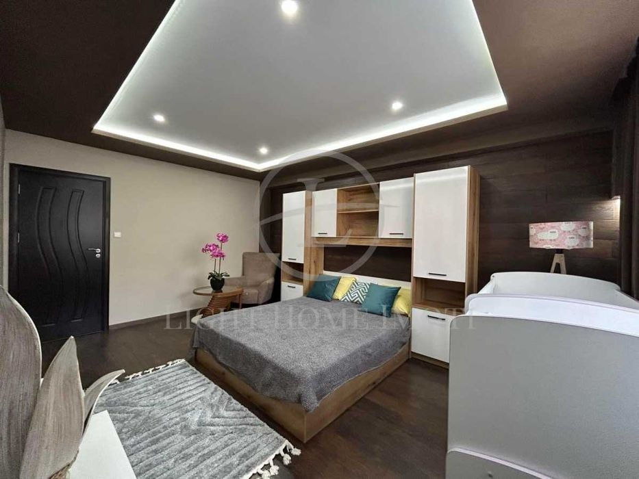 Продава се Тристаен апартамент в Пловдив, Кючук Париж - 118 кв.м за 1348 €/кв.м - Снимка #4