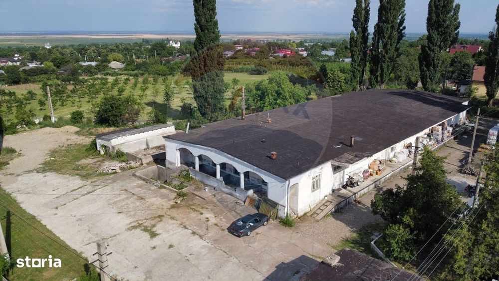 Spațiu industrial de 1,252mp de vânzare