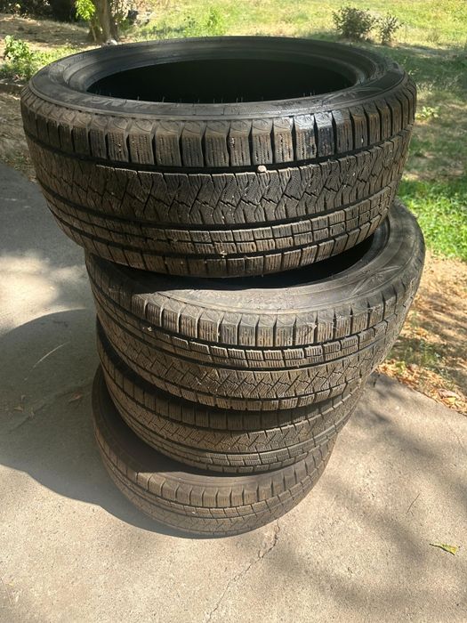 235\45\18 балон сатылады. 1 сезон журылген, почти новый