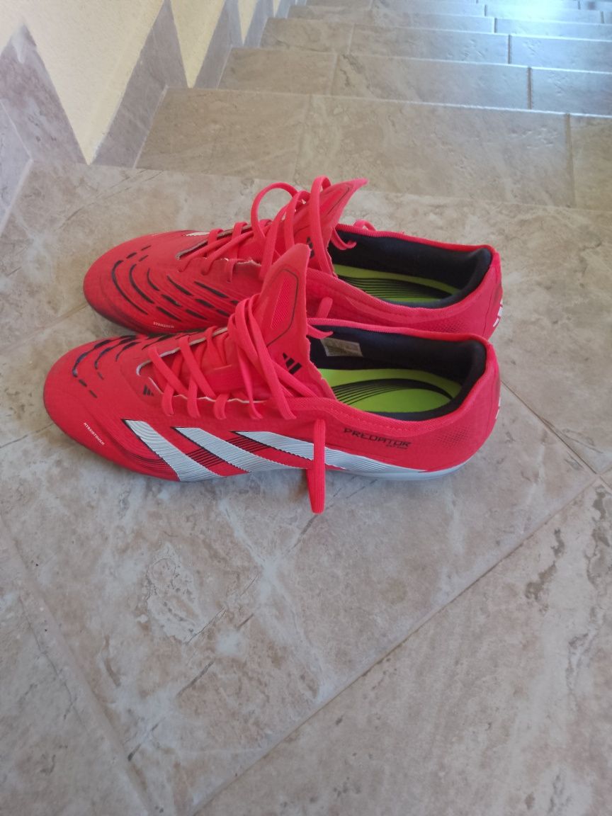 Продавам Бутонки ADIDAS 44,5
