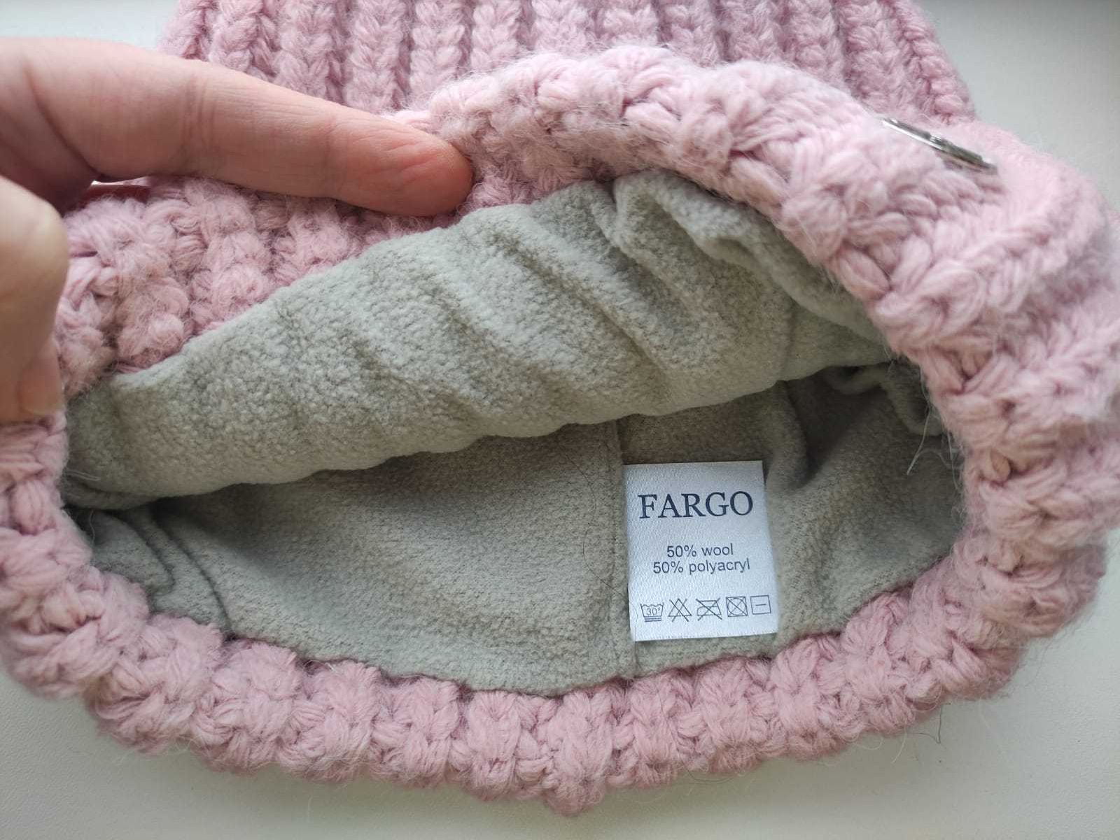 Продам шапки женские