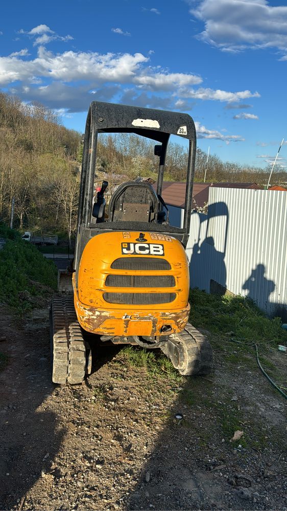 Miniexcavator jcb 8020 2018