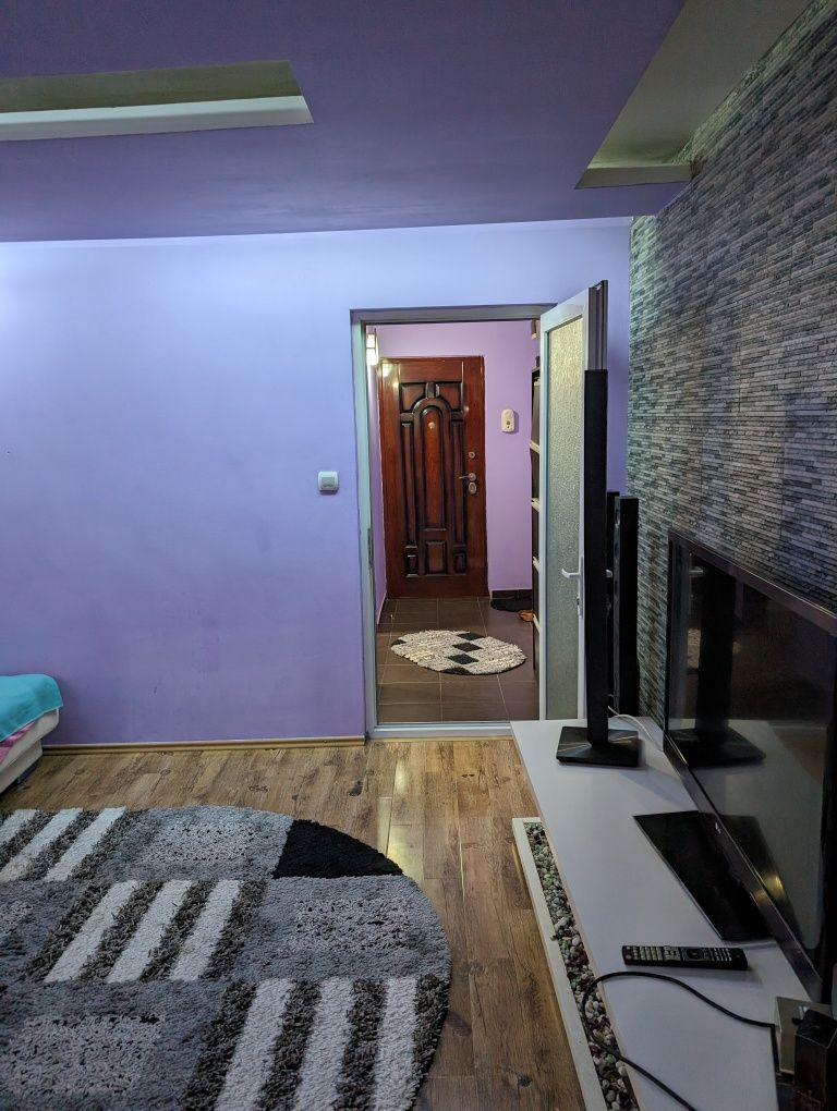 Vând apartament cu 2 camere