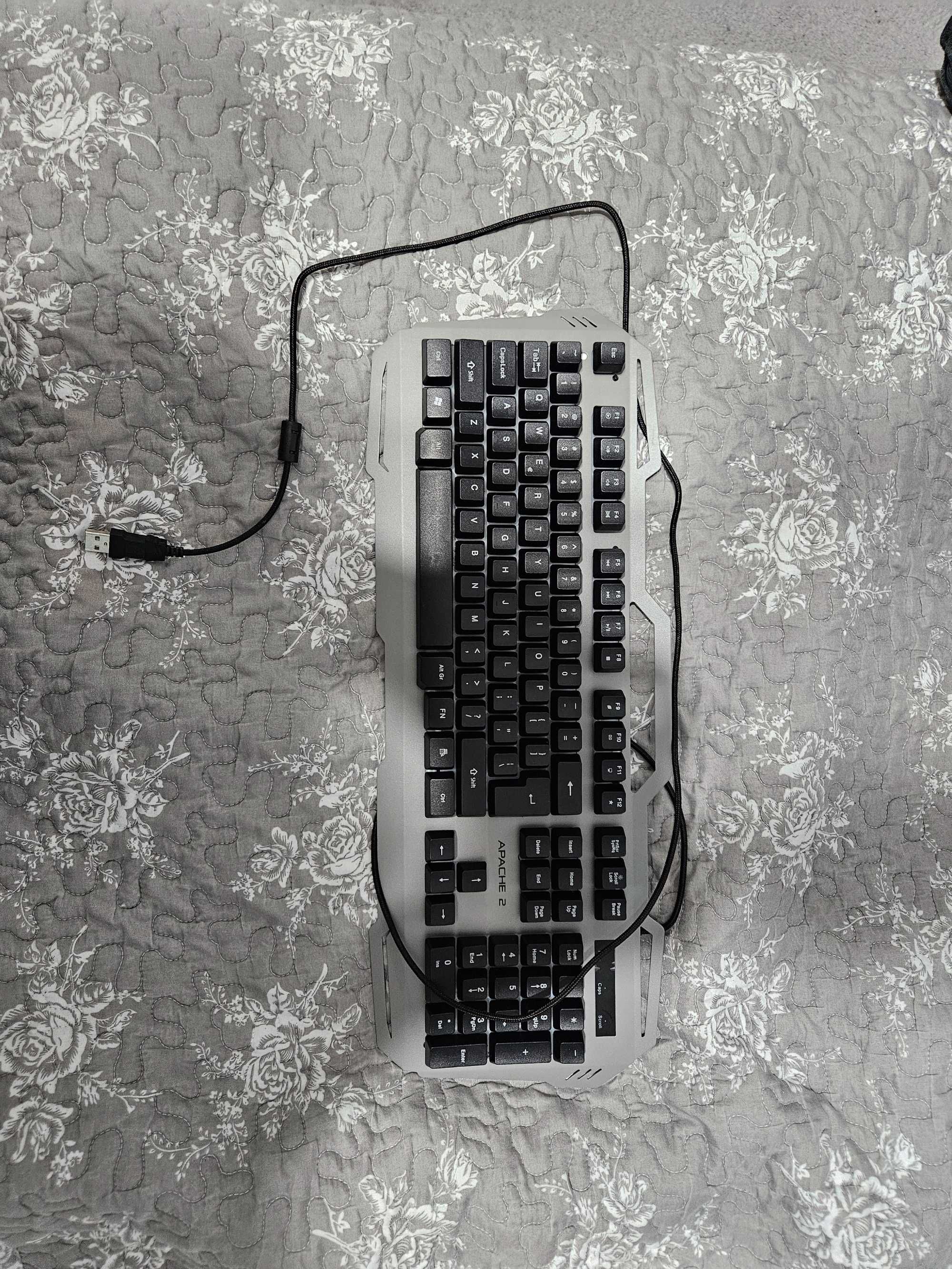Tastatura de gaming