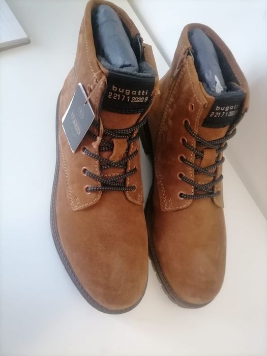 Ghete Bugatti noi, piele naturala