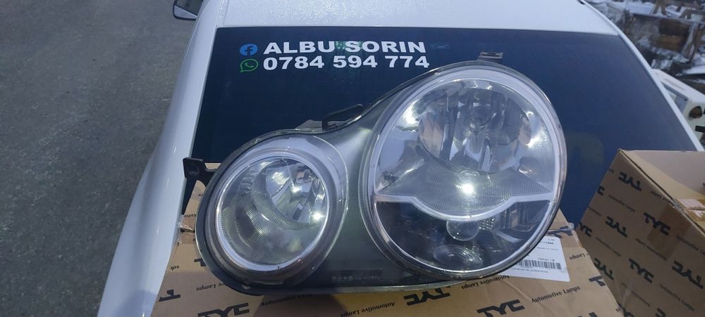 Faruri vw polo dreapta stanga