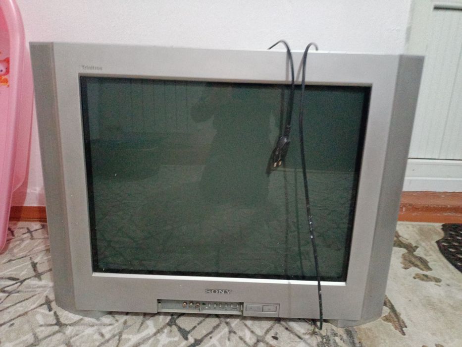 Продам телевизор