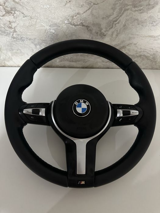 Продам Руль на BMW F10
