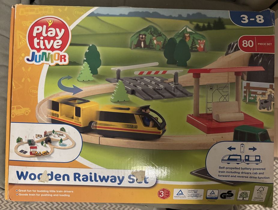 Seturi tren din lemn