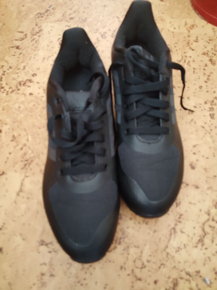 Adidas L.A.trainer II