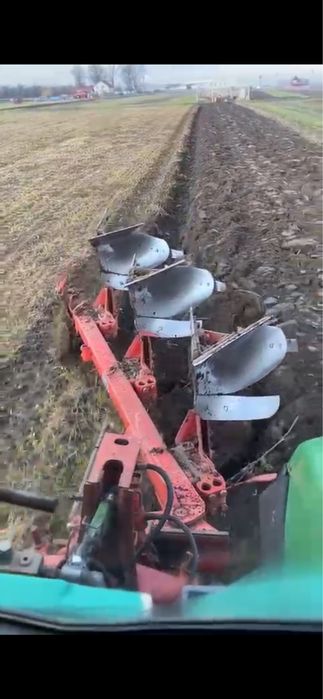 Vând plug reversibil