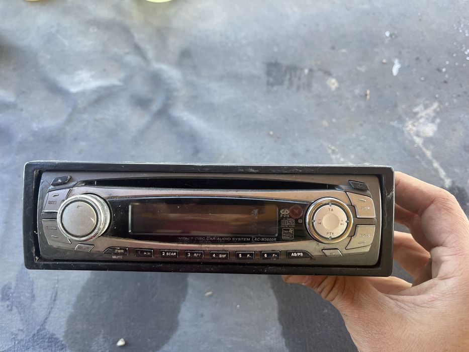 Cd player auto Lg
