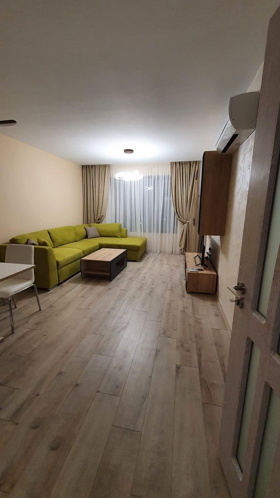 Дава се под наем Двустаен апартамент в Пловдив, Остромила - 60 кв.м за 550 € - Снимка #1