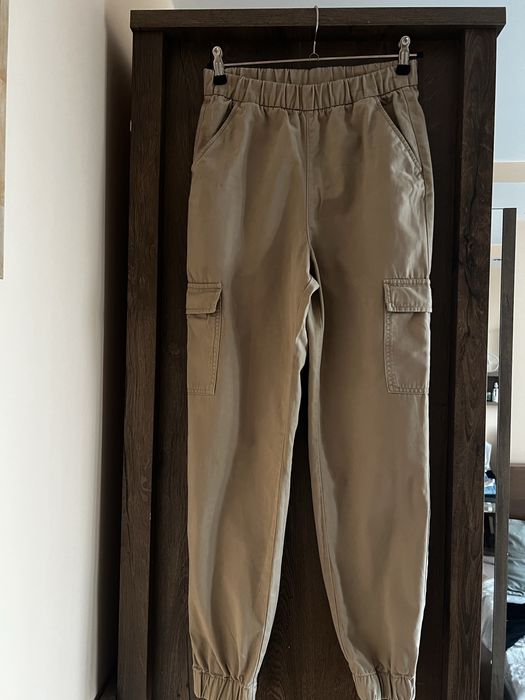 Спортен карго панталон H&M