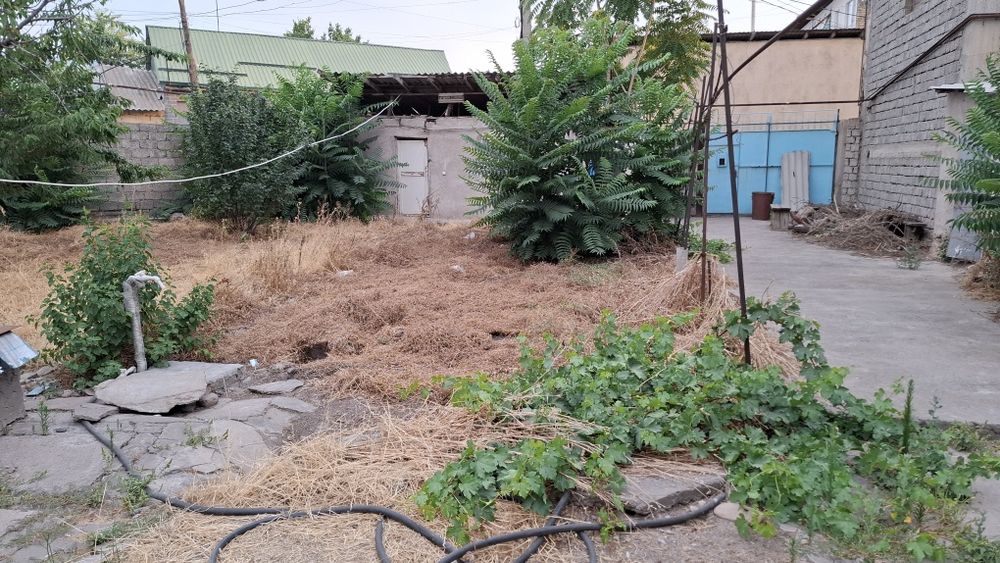 Продаётся участок под застройку