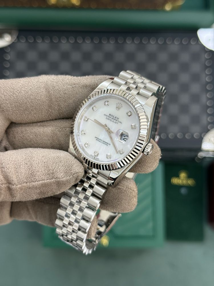Rolex Date-Just 41 Mother of Pearl