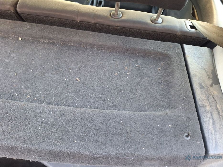 Polita sub luneta VOLKSWAGEN POLO 9N_ 2001 - 20121.4 TDI AMF, BAY