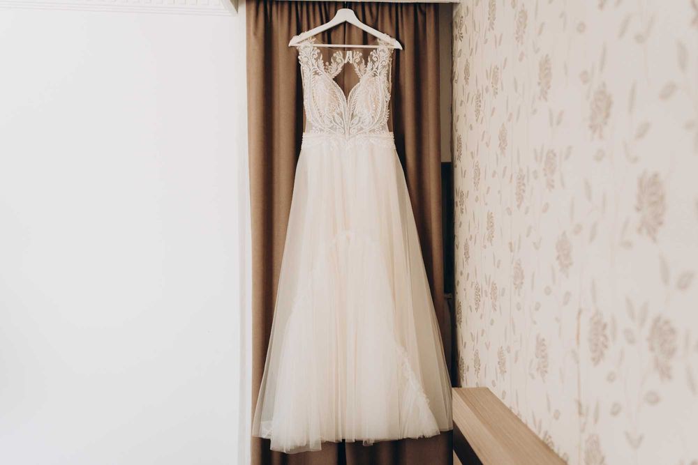 Rochie de mireasă Natalia Vasiliev - linie A, elegant-boho, spate gol