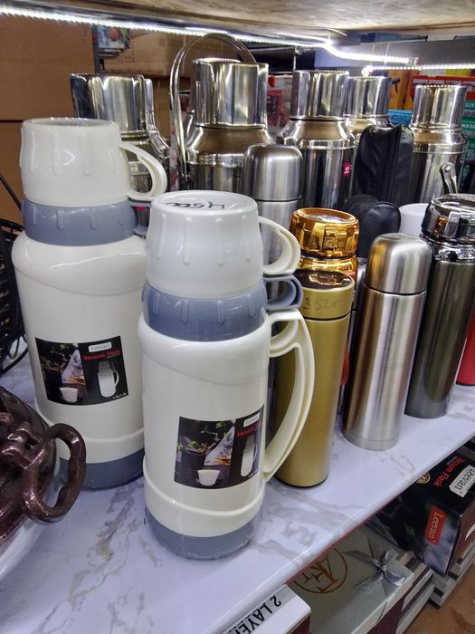 Термос. Термос для чая. Термос для еды. Термос для напитков.