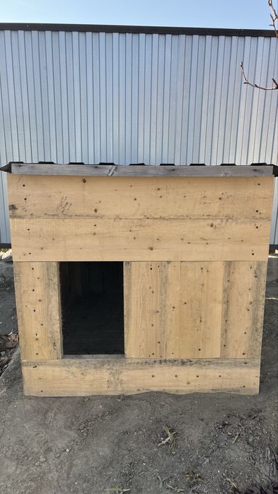 Домик для собак размер 1м-1м.  Высота 1м