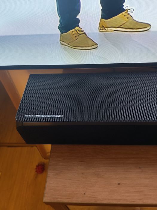 Vând Soundbar Samsung harman kardon