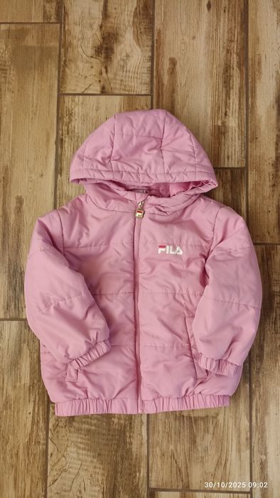 Леко зимно яке на Fila за момиче  3-4години