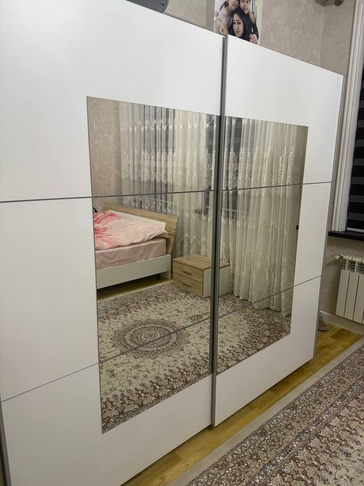 Spalni garnitur sotiladi