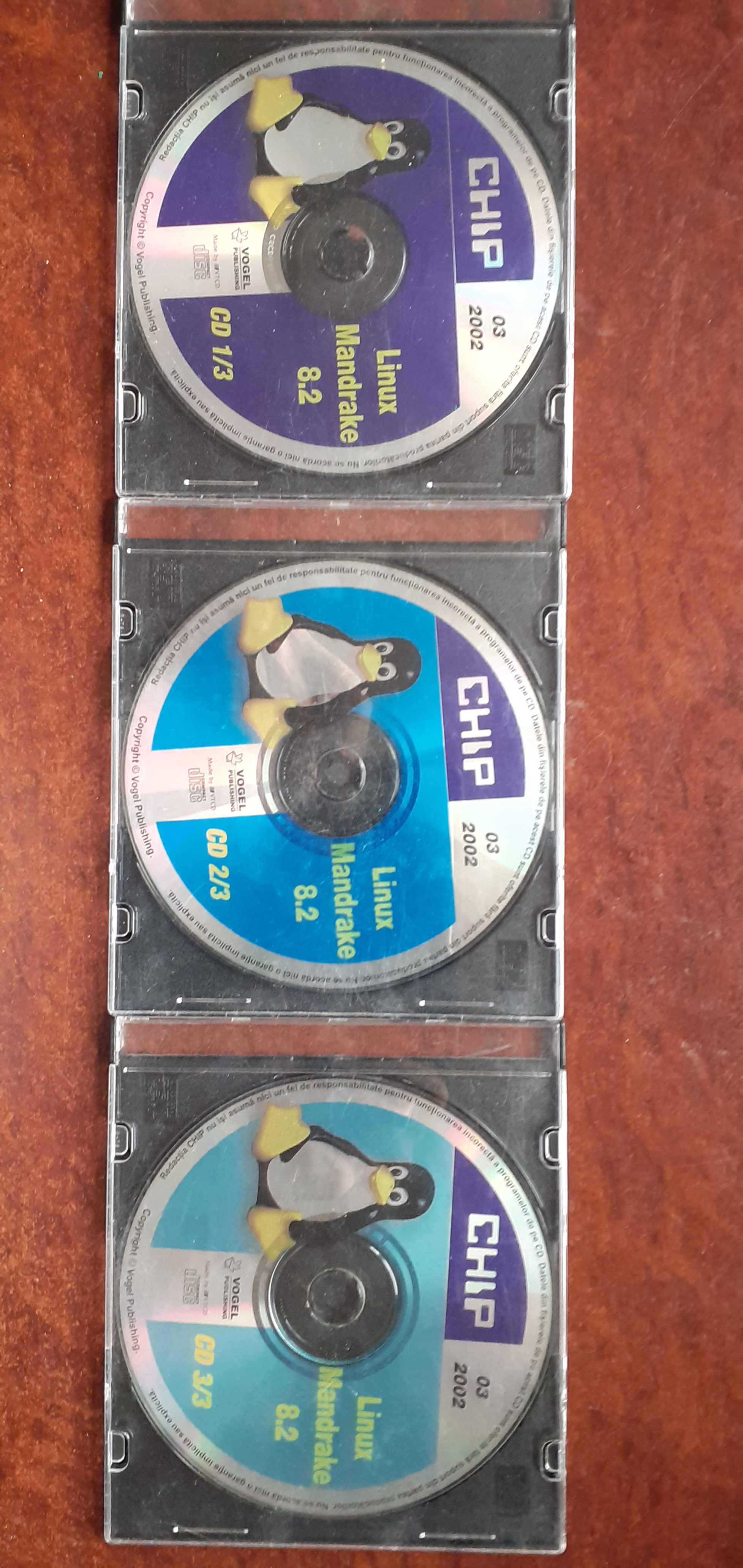 CD-uri soft Linux Mandrake 8.2 si RedHaT 8.0
