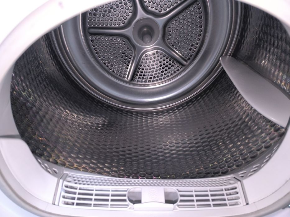 Сушилня Bosch WTW8639Z - 7кг. Термопомпа. клас А+++