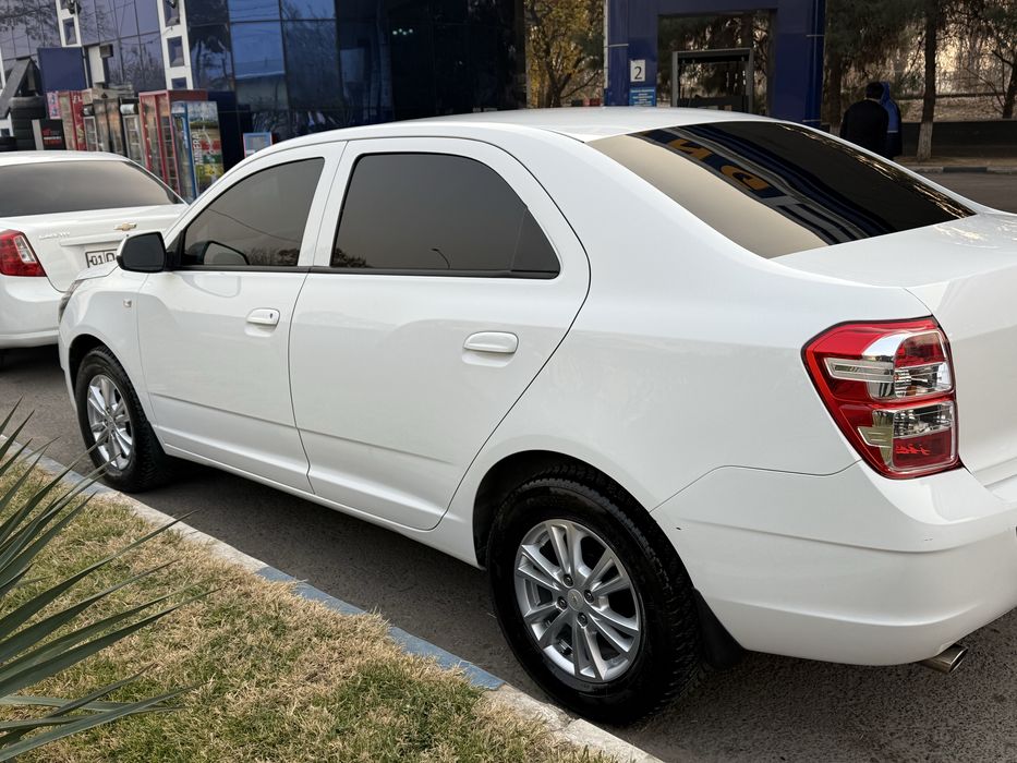Chevrolet cobalt 2024