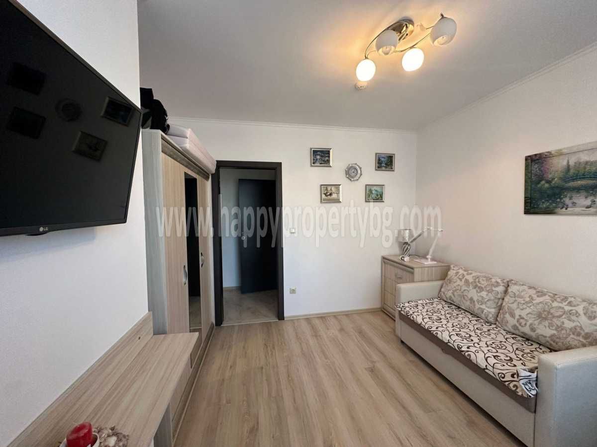 Продава се Двустаен апартамент в Свети Влас - 56 кв.м за 1340 €/кв.м - Снимка #2