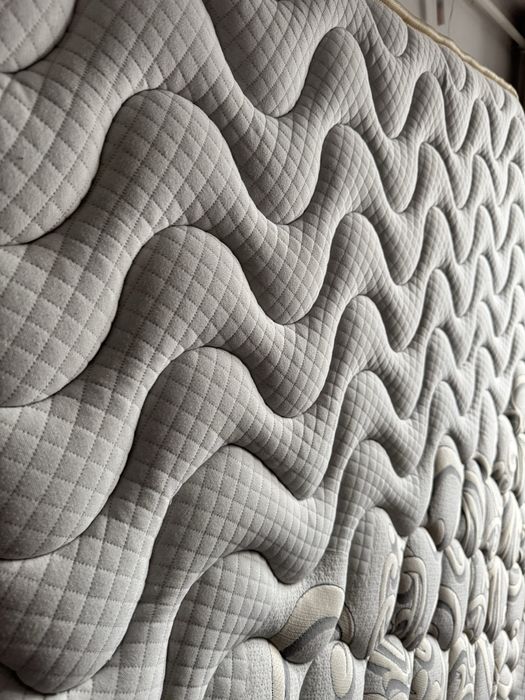 Saltea Luxurio 140x200