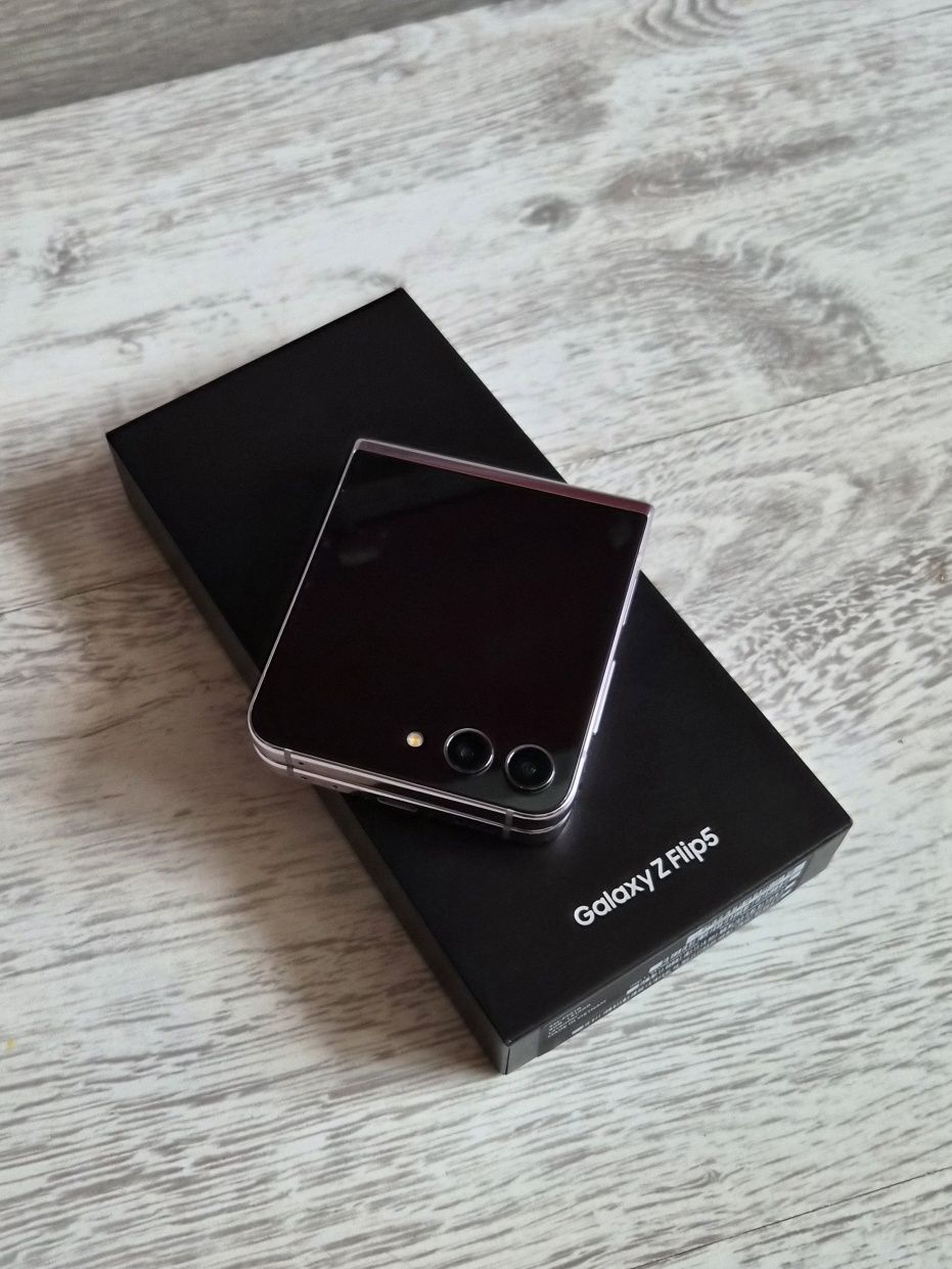 Samsung Galaxy Z flip 5