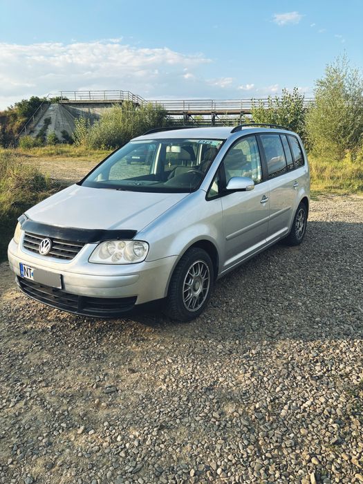 Volkswagen Touran 7 locuri – unic proprietar în România