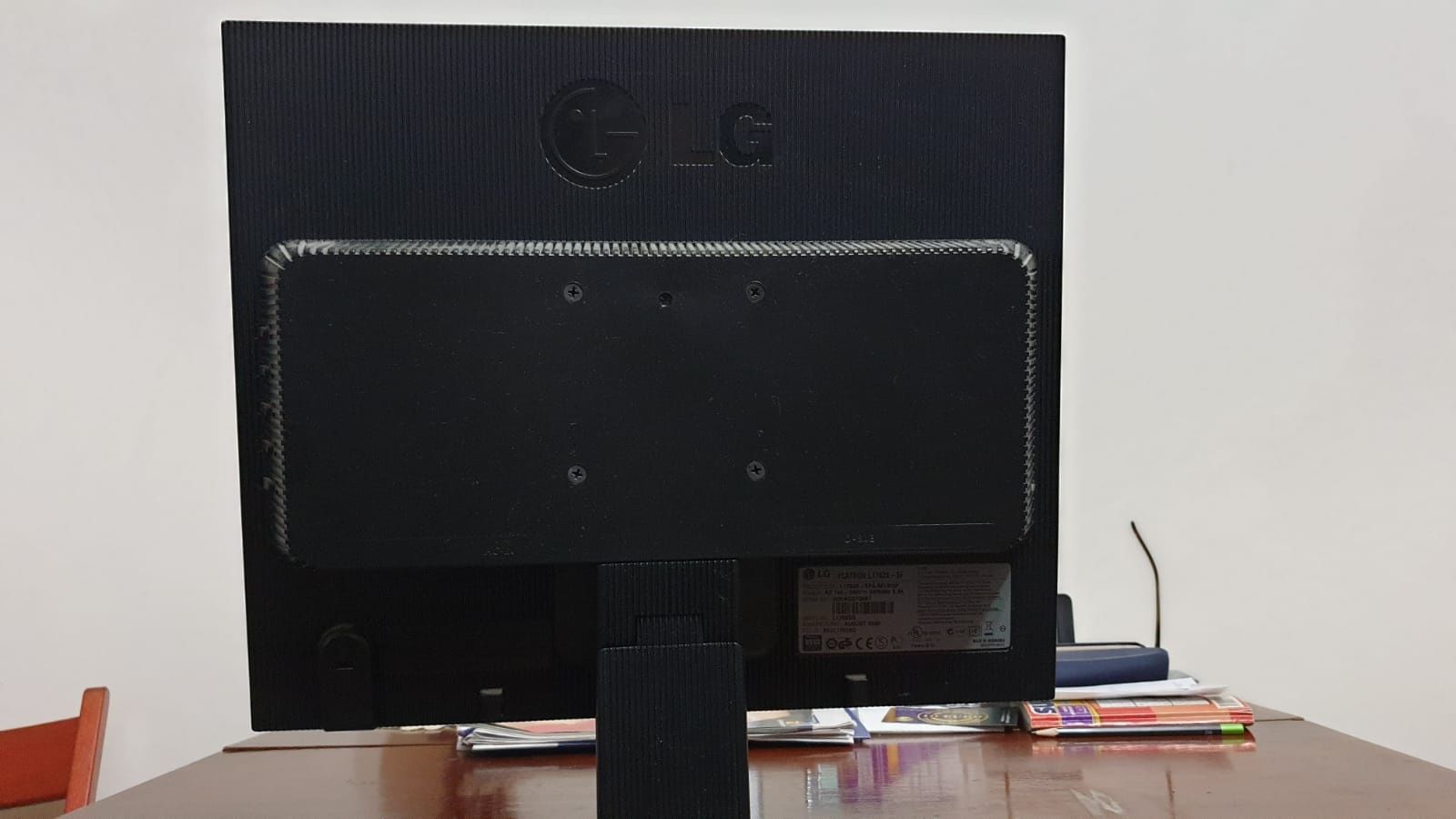 Monitor LG 17 inch