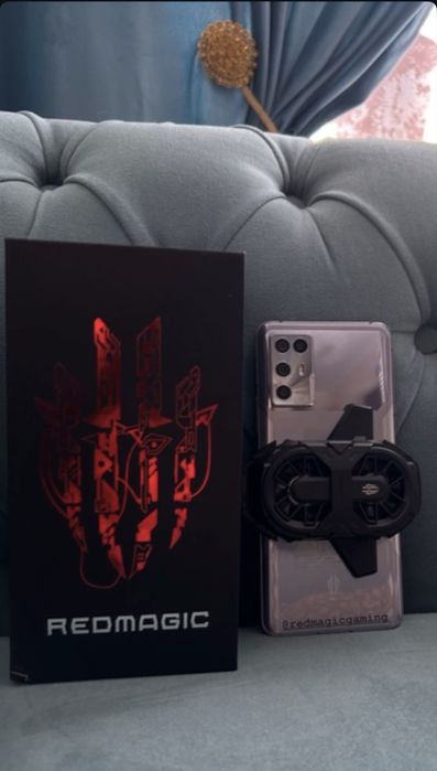 Игровой телефон Redmagic 6R