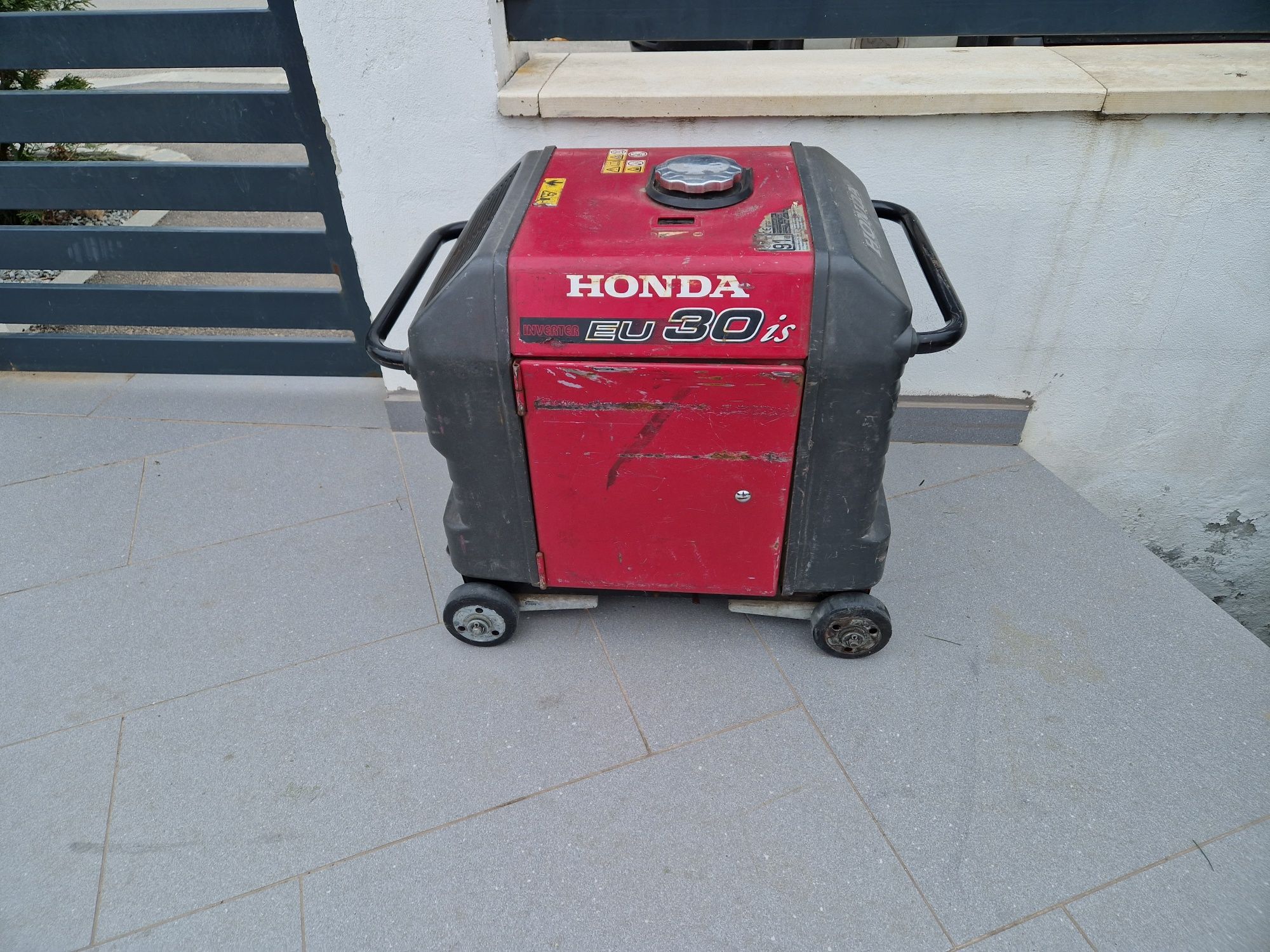 Generator inverter honda eu30 is,i30