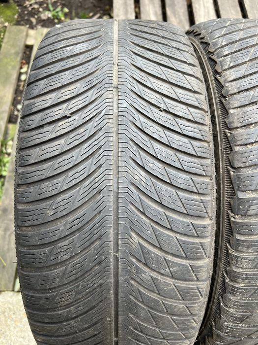 Cauciucuri iarna 225/45/18 Michelin 2022