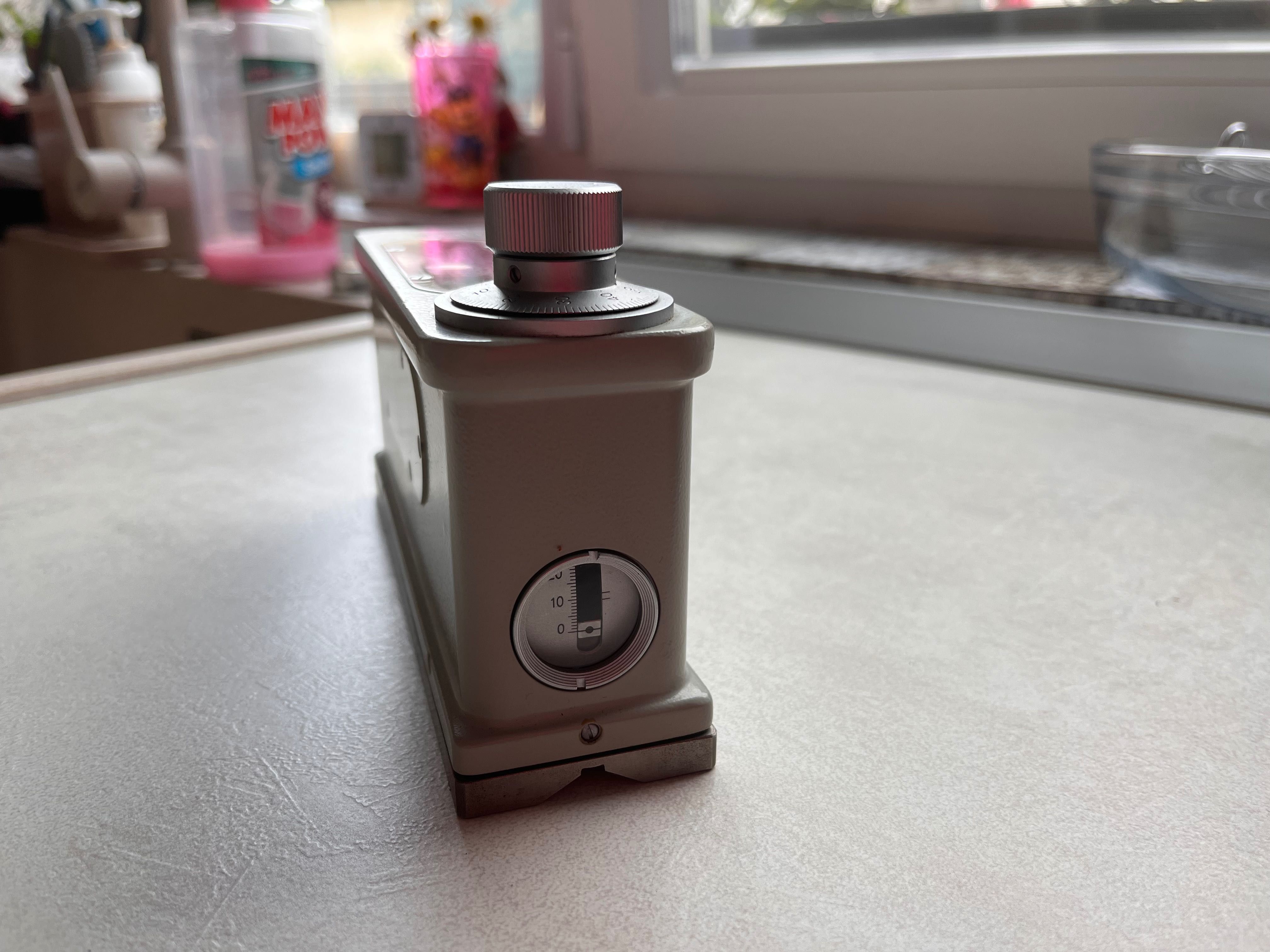 Nivel optic de precizie Carl Zeiss Jena Ni 007 – vintage