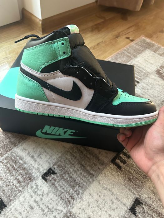 Jordan 1 High Green Glow