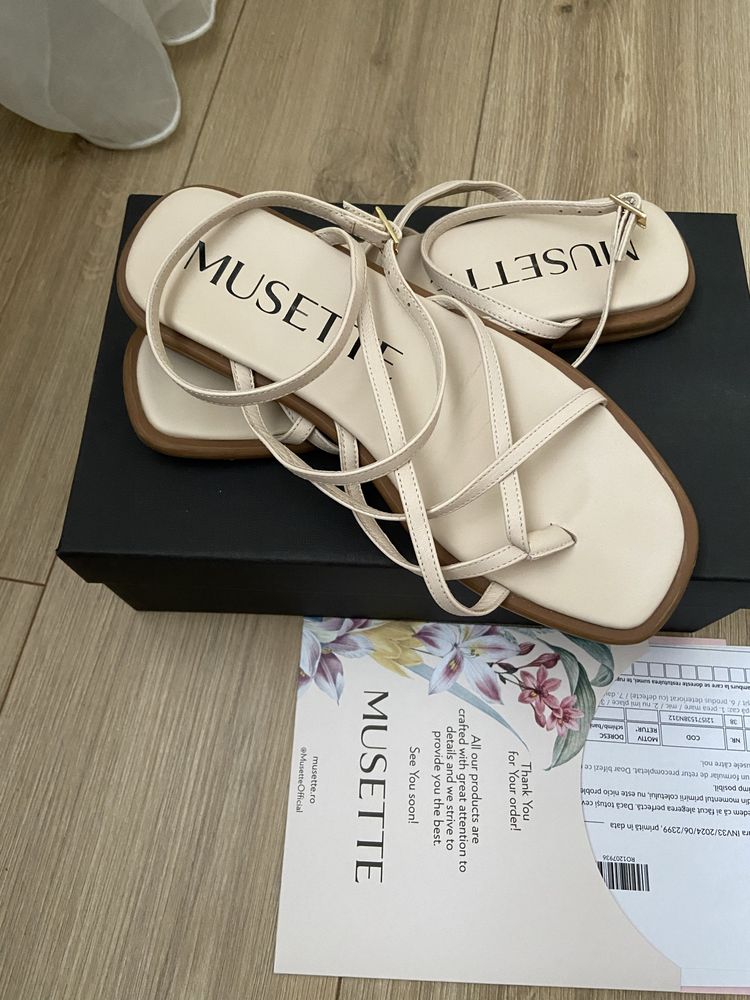 Sandale musette 38