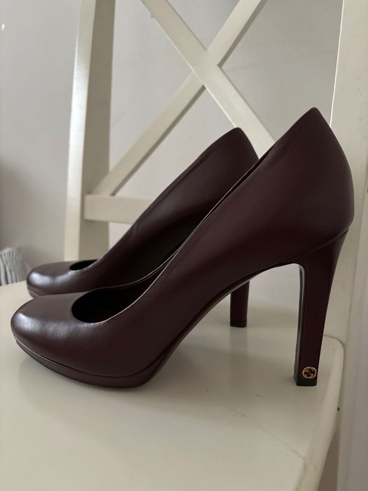 Обувки GUCCI размер 39