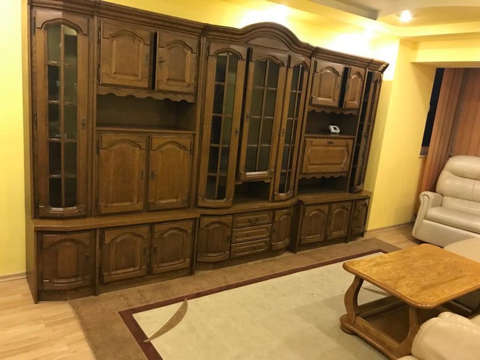 Se ofera spre inchiriere apartament decomandat 2 camere