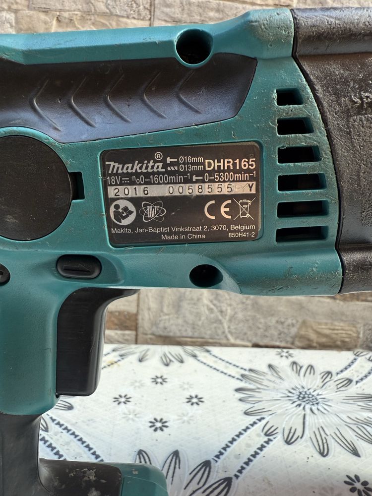 Акумулаторен перфоратор Makita