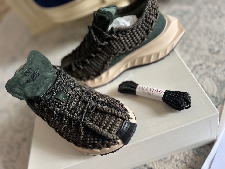 Sneakers barbati  Valentino Garavani marimea 40